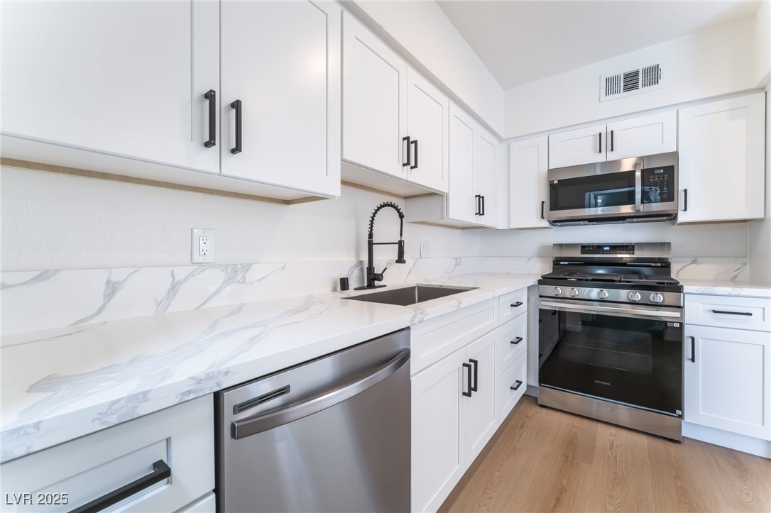 2 Utah Way Property Photo 17