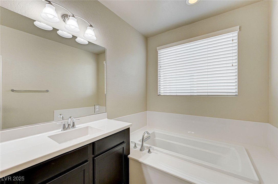 1172 Strada Pecei Property Photo 47