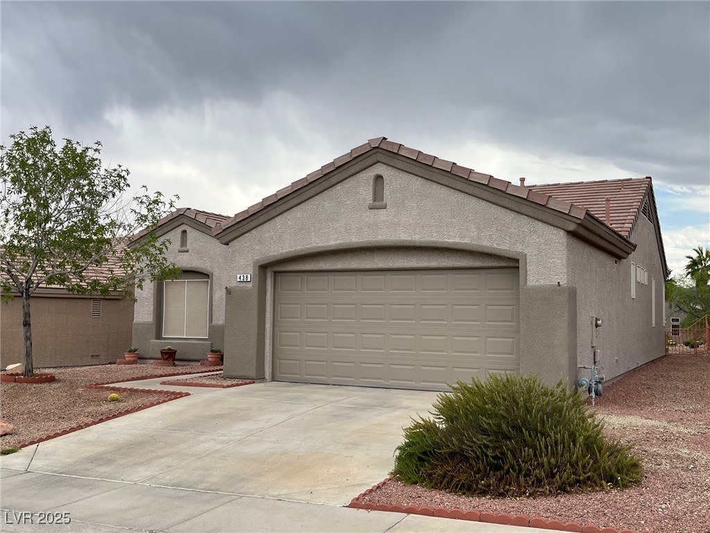 438 Fountain Grove Street Property Photo 4