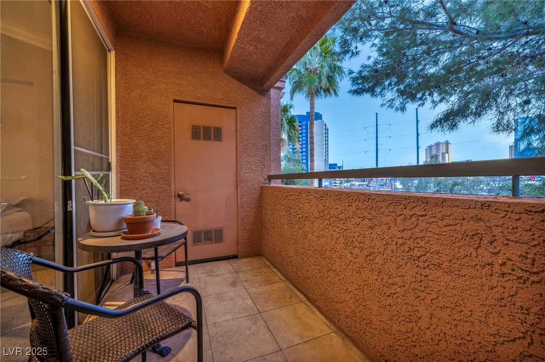 220 East Flamingo Road 426 Property Photo 23