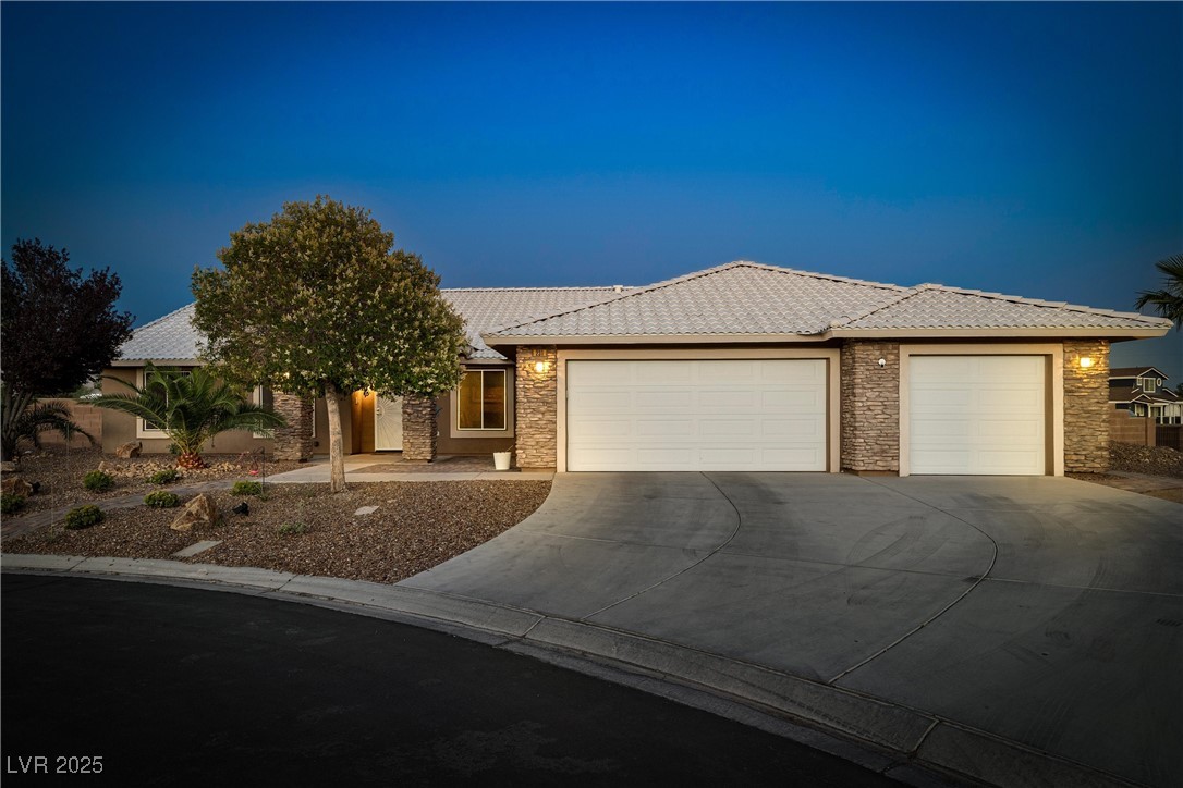 231 Bristle Cone Property Photo 1