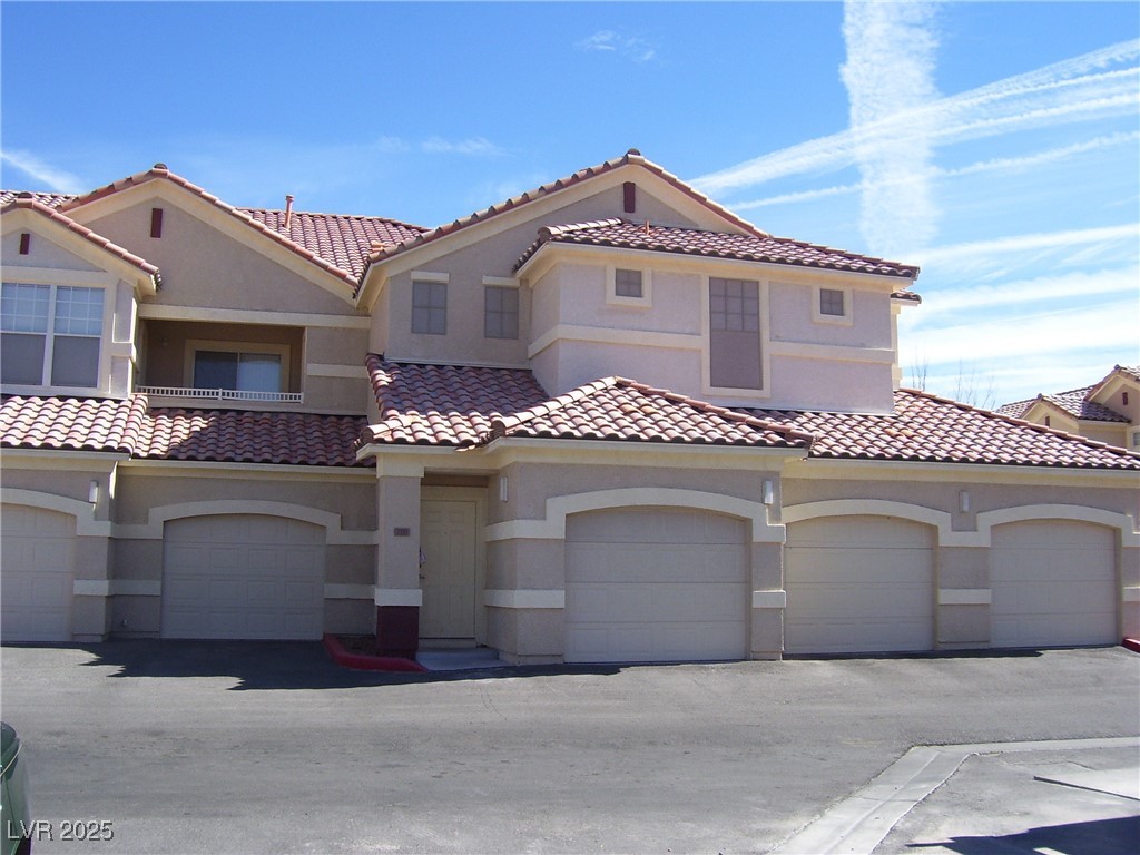 5855 Valley Drive 1005 Property Photo 1