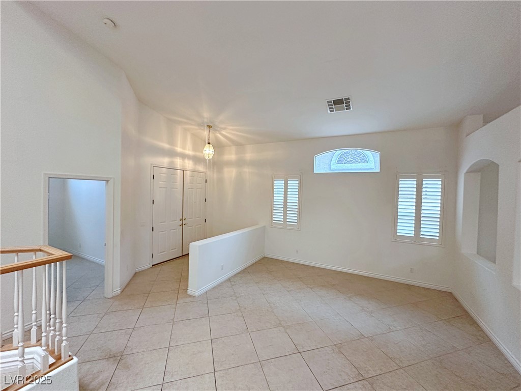 2109 Fawn Ridge Street Property Photo 2