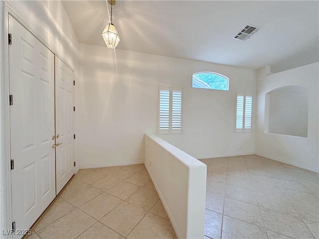 2109 Fawn Ridge Street Property Photo 3