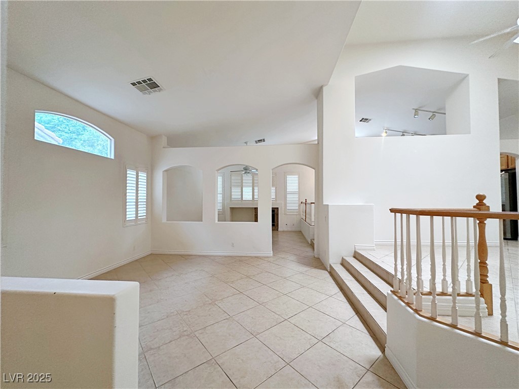2109 Fawn Ridge Street Property Photo 4