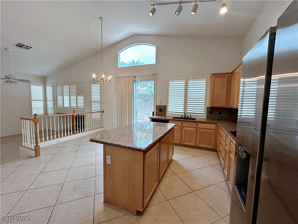 2109 Fawn Ridge Street Property Photo 11