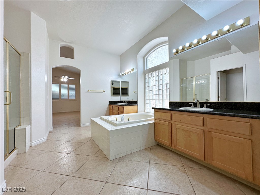 2109 Fawn Ridge Street Property Photo 24