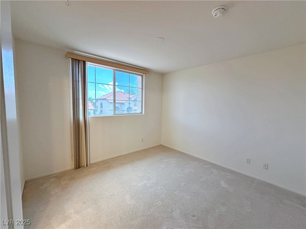 2109 Fawn Ridge Street Property Photo 28