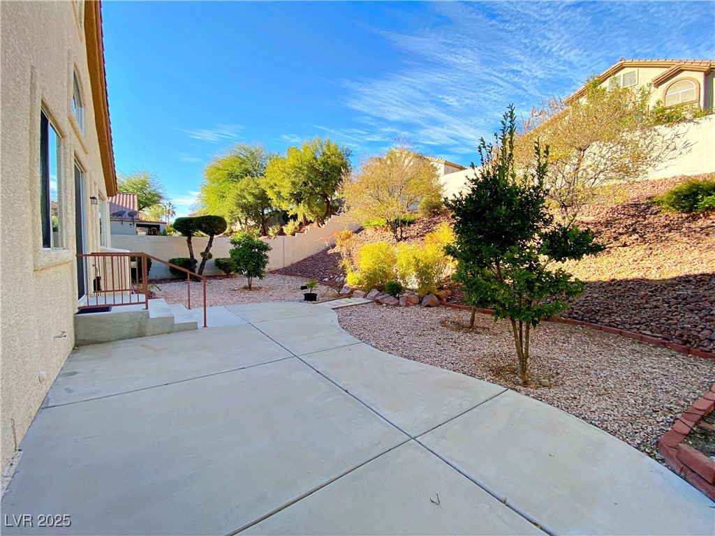 2109 Fawn Ridge Street Property Photo 37