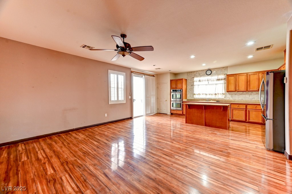 6720 Sand Swallow Street Property Photo 5