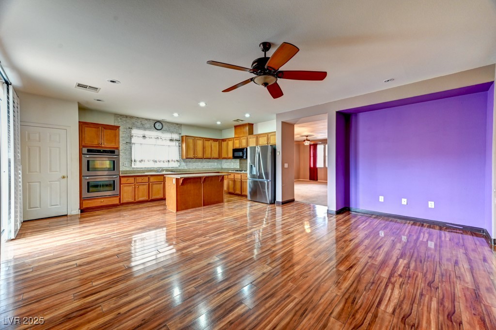 6720 Sand Swallow Street Property Photo 6