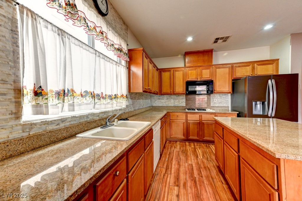 6720 Sand Swallow Street Property Photo 10