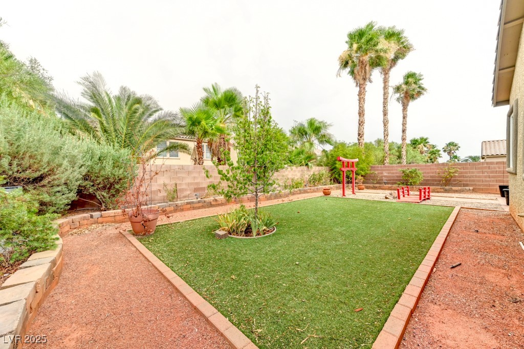 6720 Sand Swallow Street Property Photo 27