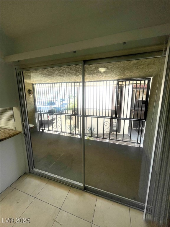 1405 Vegas Valley Drive 398 Property Photo 16