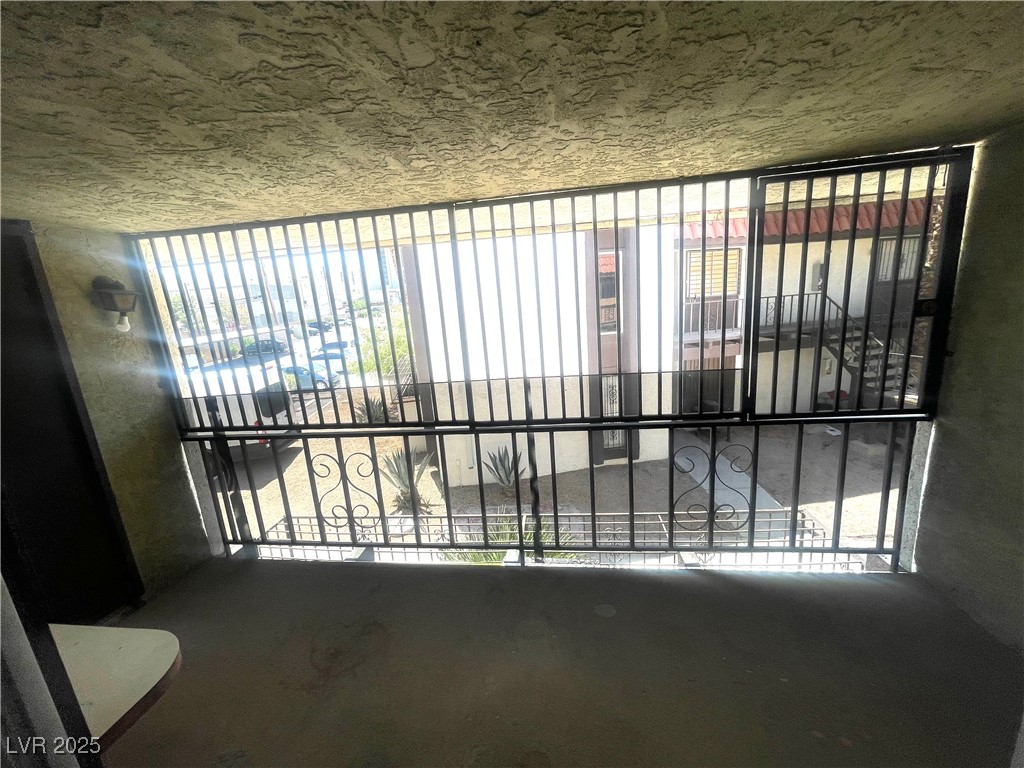 1405 Vegas Valley Drive 398 Property Photo 18