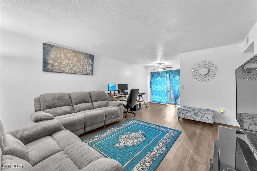 1405 Vegas Valley Drive 347 Property Photo 14