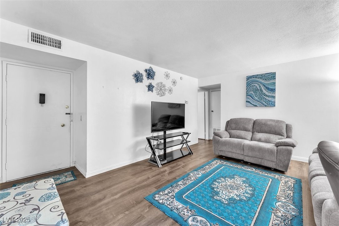 1405 Vegas Valley Drive 347 Property Photo 15
