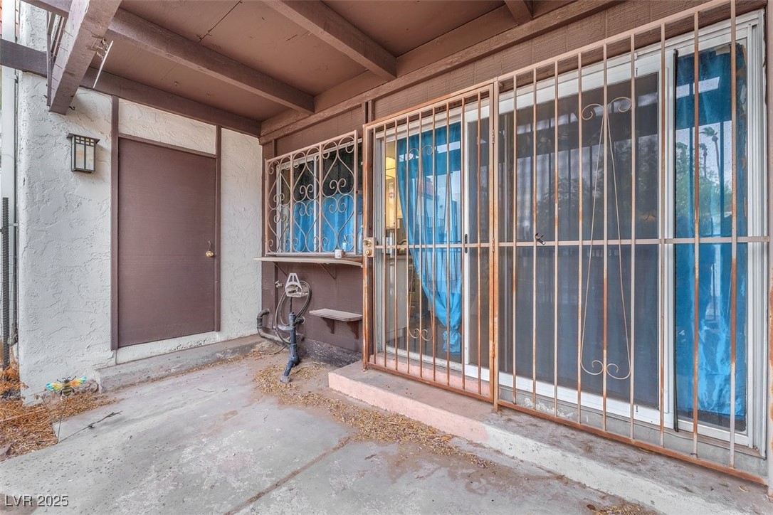 1405 Vegas Valley Drive 347 Property Photo 18