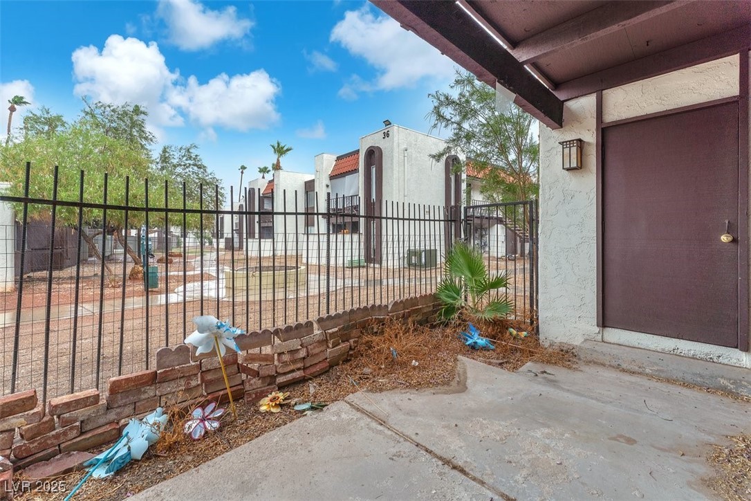 1405 Vegas Valley Drive 347 Property Photo 19
