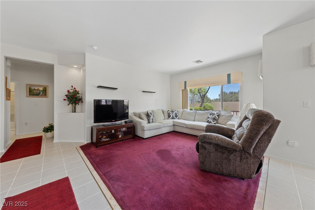 1900 Bellview Street Property Photo 8