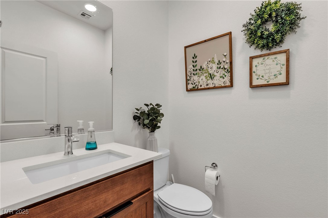 1309 Azure Jay Avenue Property Photo 4