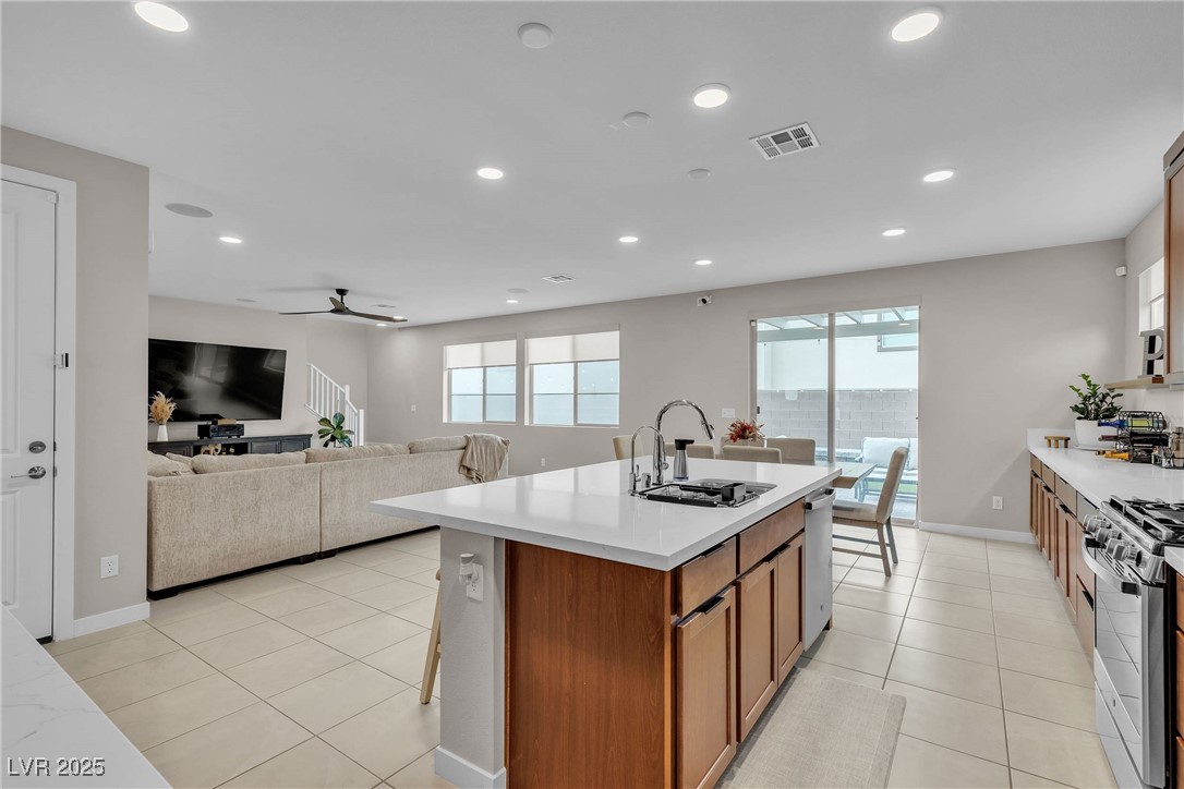 1309 Azure Jay Avenue Property Photo 6