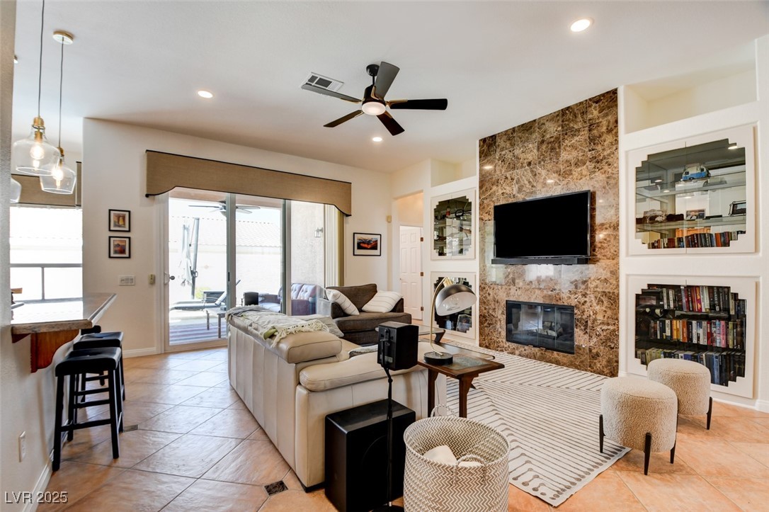 8528 Crest Hill Avenue Property Photo 12