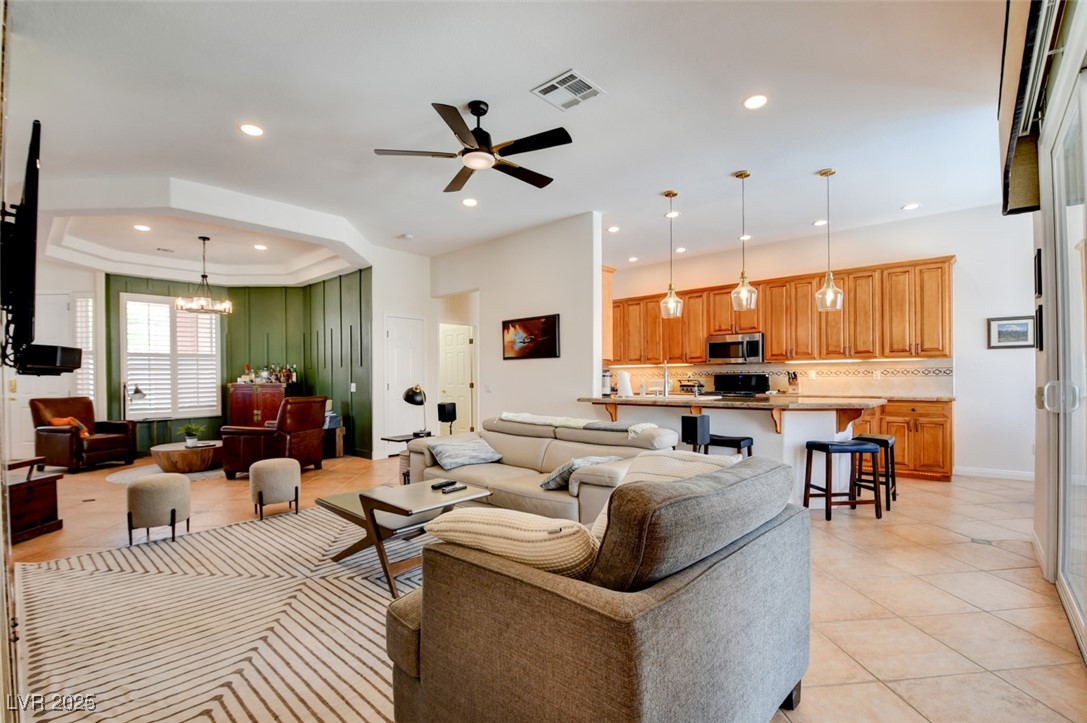8528 Crest Hill Avenue Property Photo 15