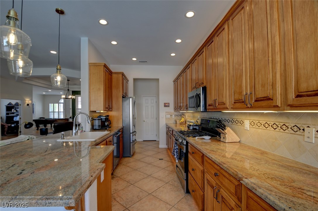 8528 Crest Hill Avenue Property Photo 20