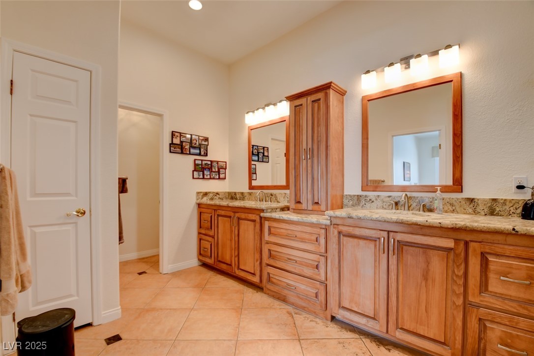 8528 Crest Hill Avenue Property Photo 27
