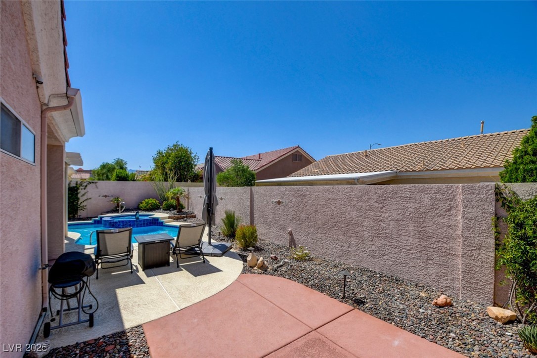 8528 Crest Hill Avenue Property Photo 37