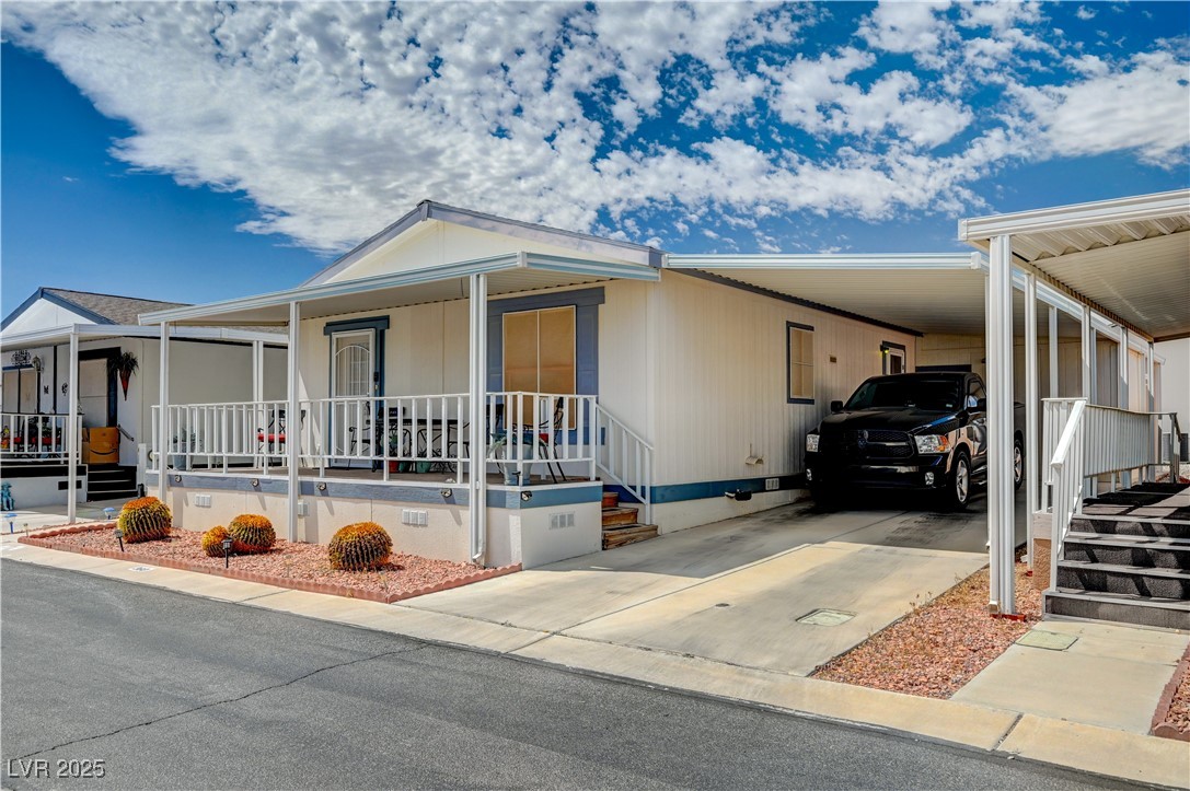 360 Inverness Avenue Property Photo 1