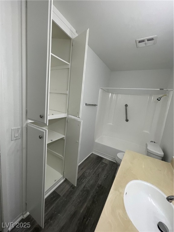 1405 Vegas Valley Drive 294 Property Photo 16