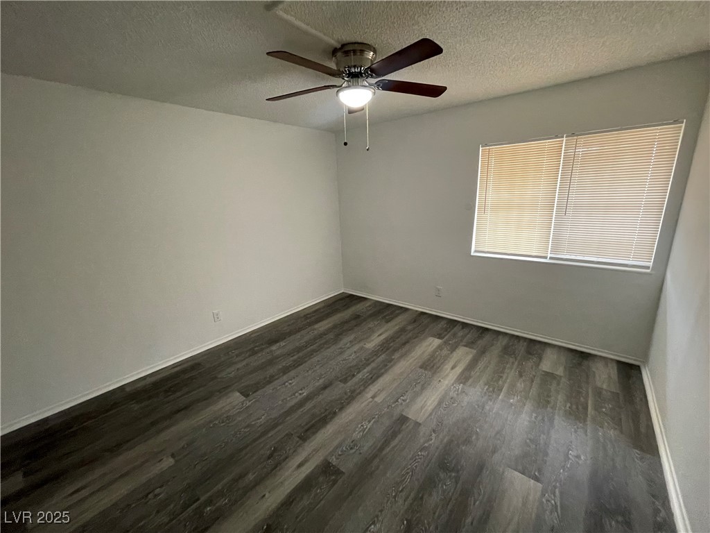 1405 Vegas Valley Drive 294 Property Photo 17