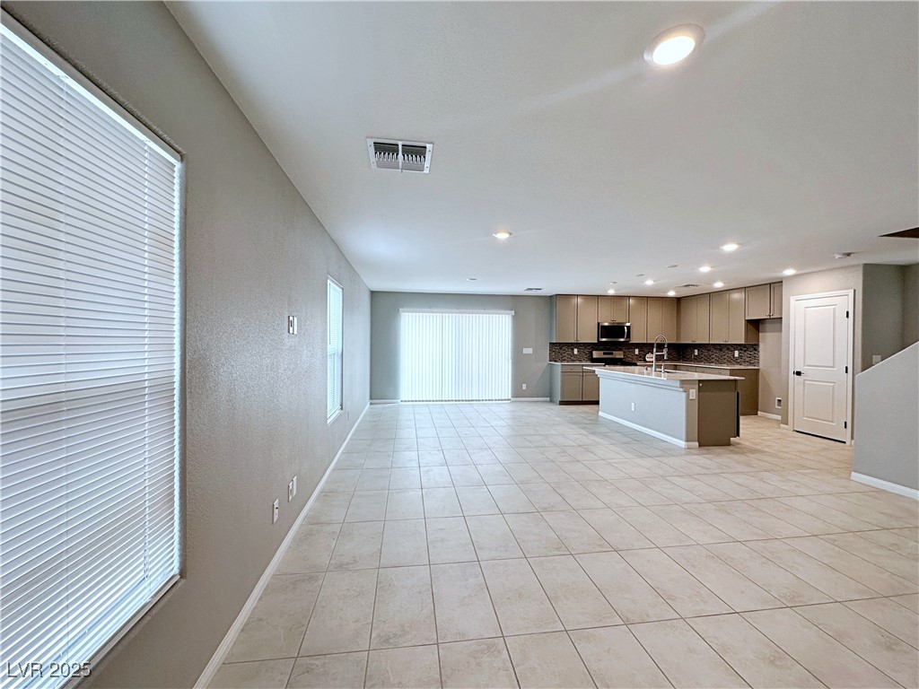 7003 Wildhorse Creek Street Property Photo 7
