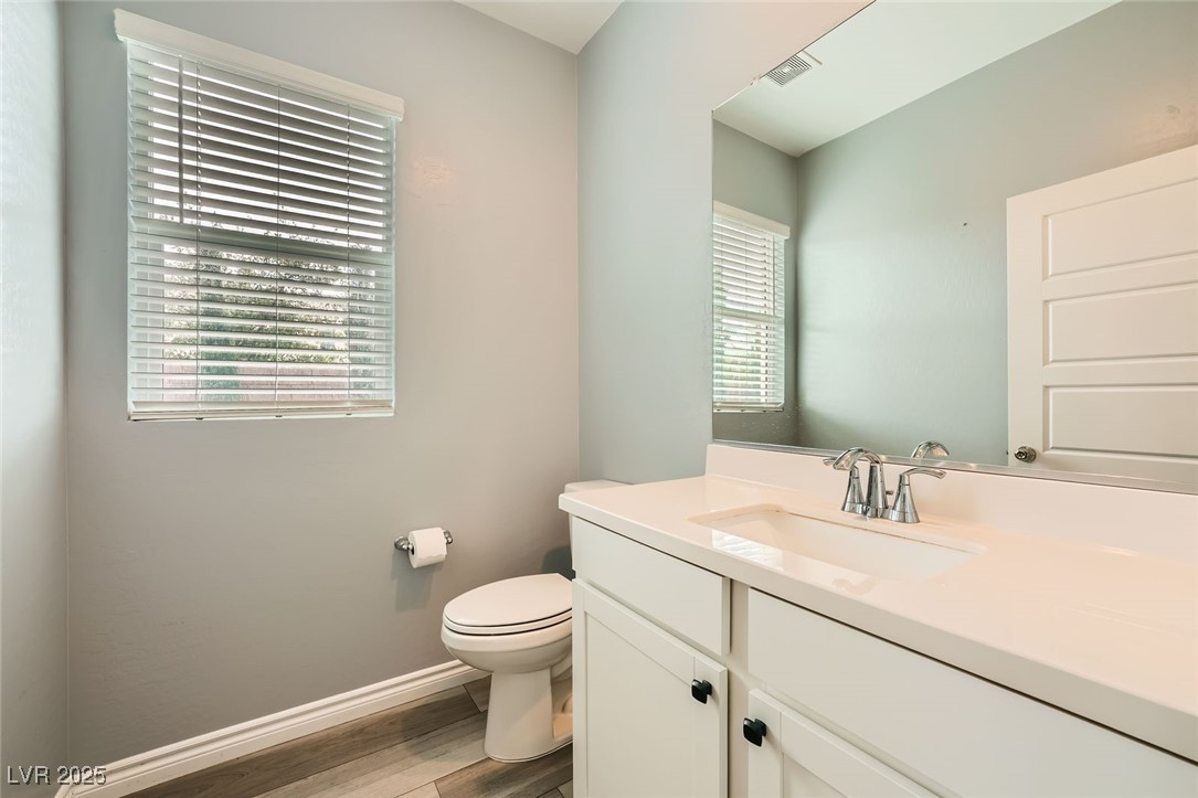 5990 Viscaya Grove Street Property Photo 19