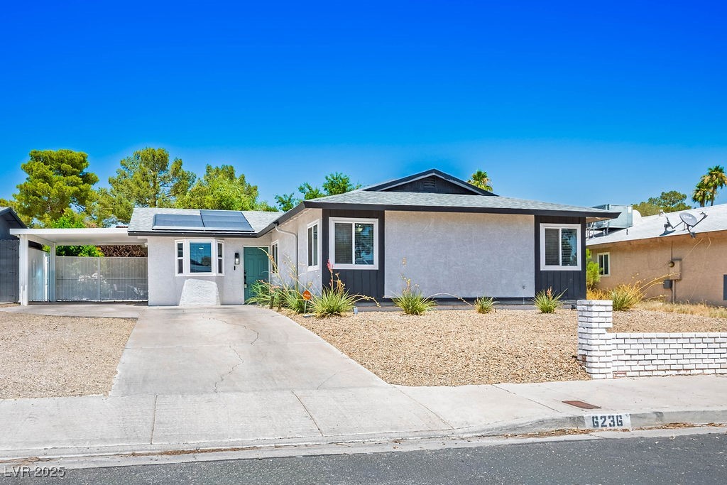 6236 Foothill Boulevard Property Photo 1