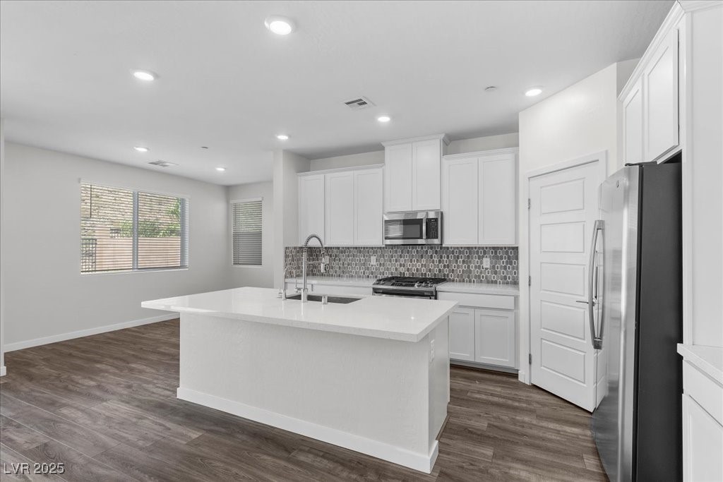 41 Strada Moscato Property Photo 12
