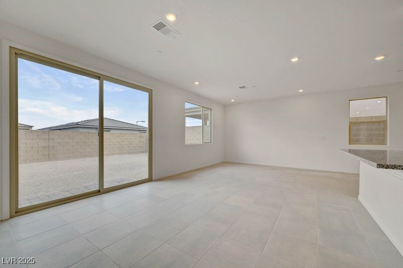 1550 Rock Kestrel Street Property Photo 14
