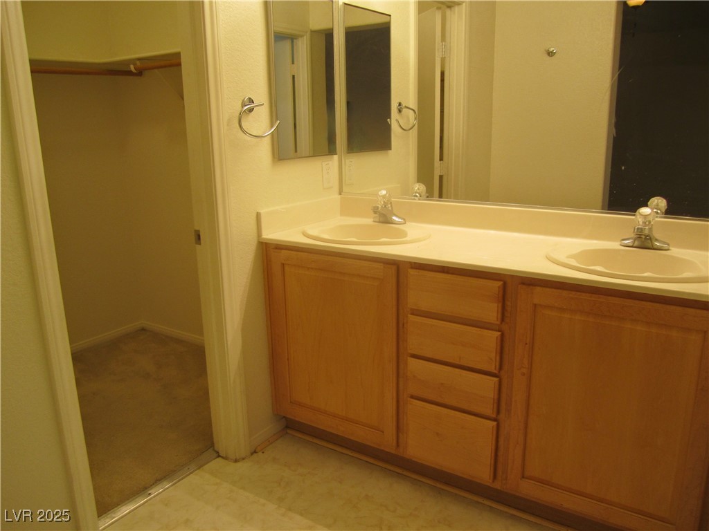 620 White Shark Court Property Photo 27