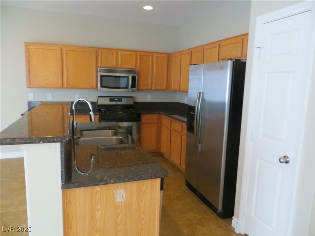 3011 Mastercraft Avenue Property Photo 7
