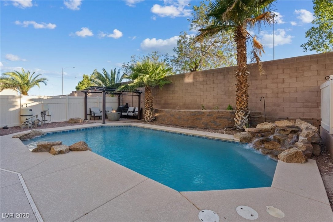 8325 Winterchase Place Property Photo 1