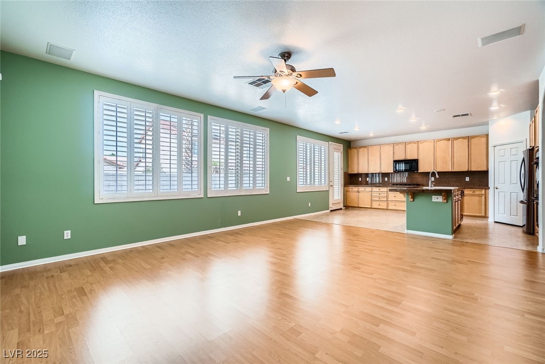 262 Pebble Canyon Drive Property Photo 9