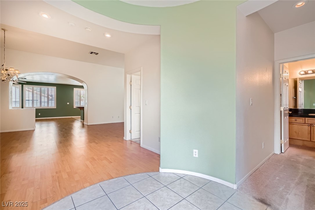 262 Pebble Canyon Drive Property Photo 12