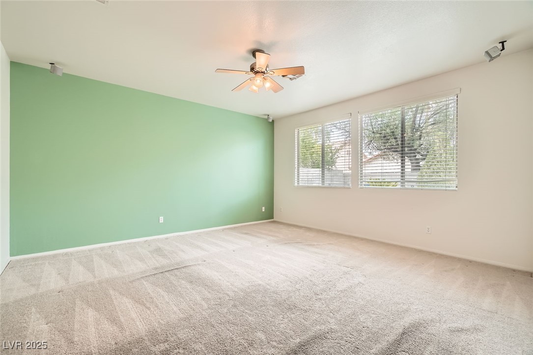 262 Pebble Canyon Drive Property Photo 17