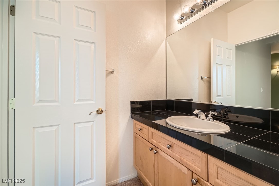 262 Pebble Canyon Drive Property Photo 30