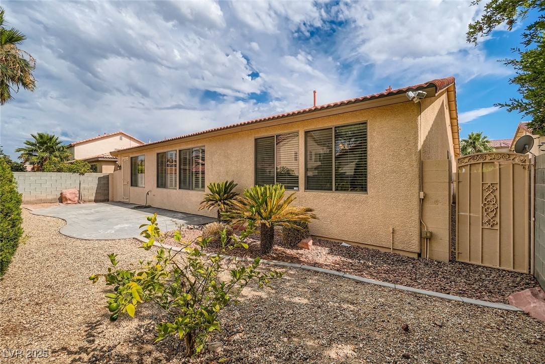 262 Pebble Canyon Drive Property Photo 39