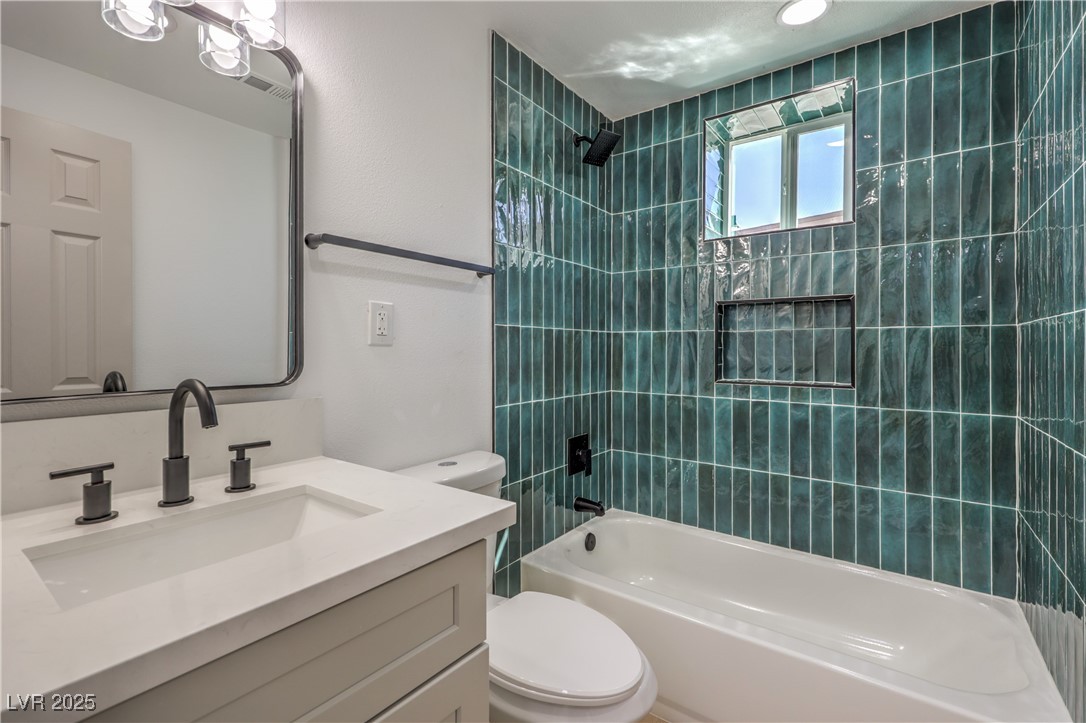 5200 Blanton Drive Property Photo 3