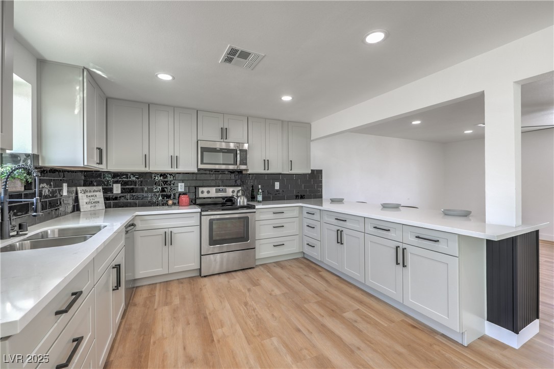 5200 Blanton Drive Property Photo 17