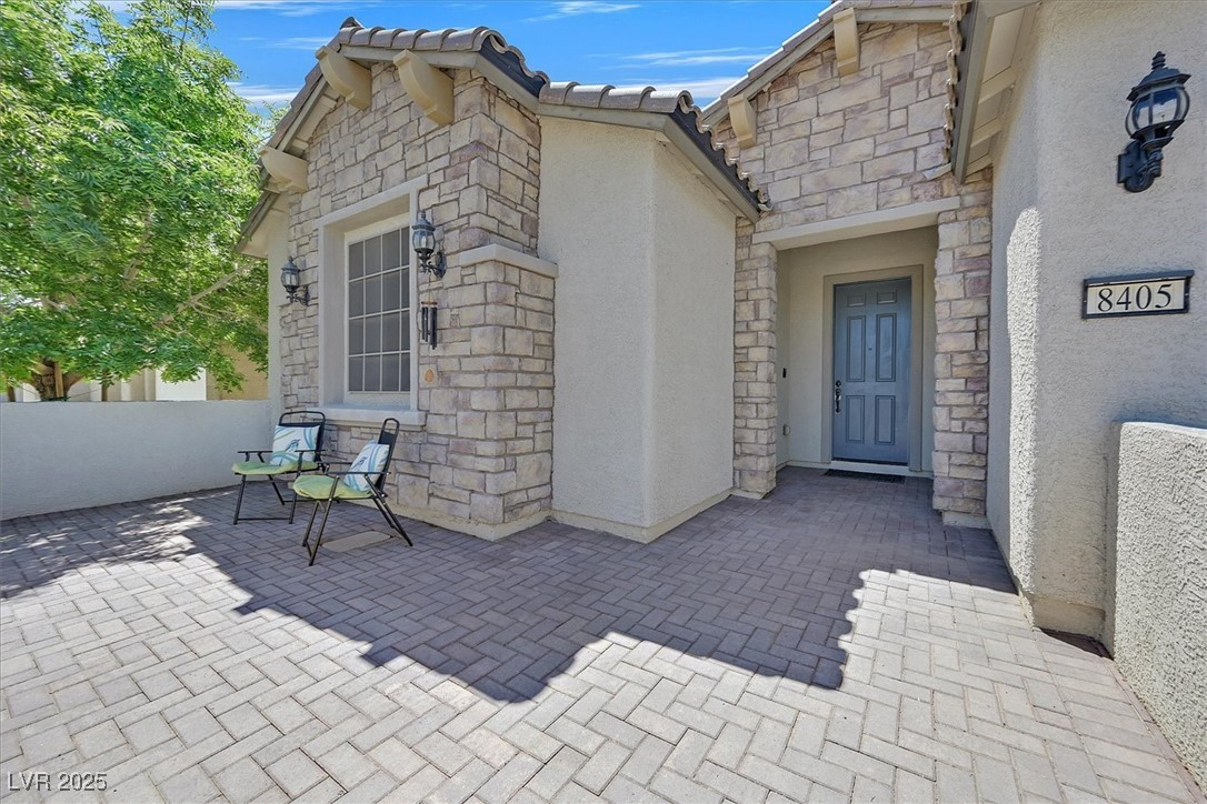 8405 Canyon Crevasse Street Property Photo 2